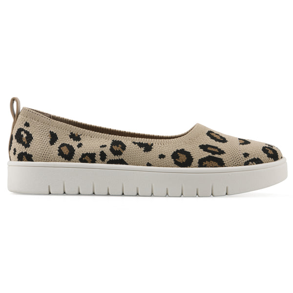 Summit By White Mountain Naveen Sneaker - Leopard Fabric