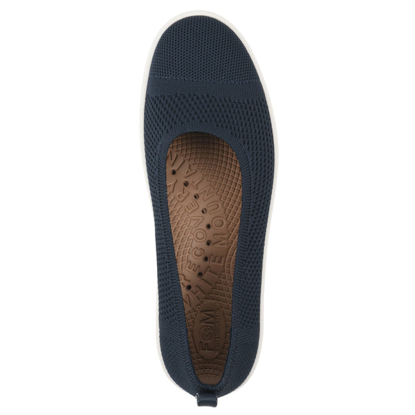 Summit By White Mountain Naveen Sneaker - Navy Fabric