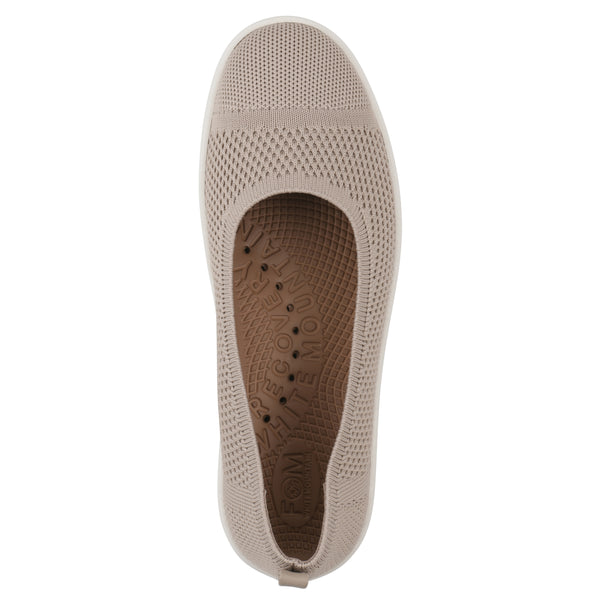 Summit By White Mountain Naveen Sneaker - Taupe Fabric