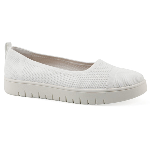 summit by white mountain Naveen Sneaker - White Fabric