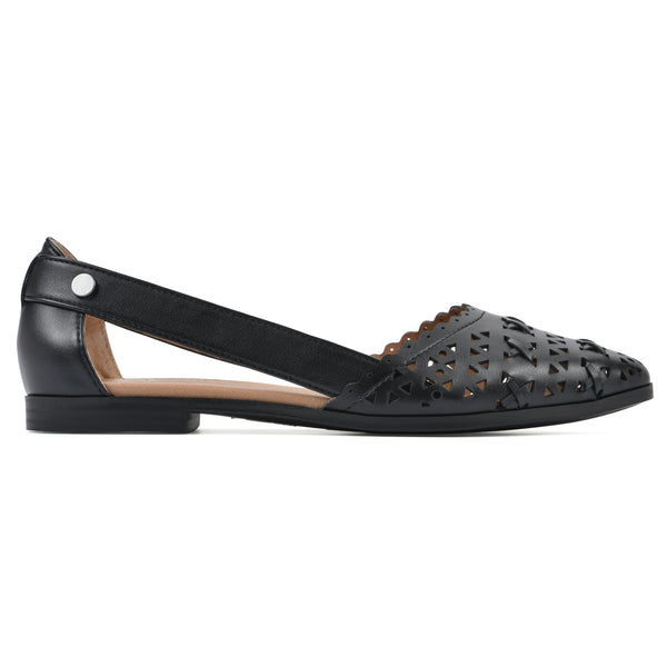 Summit By White Mountain Nobler Flat - Black Faux Leather