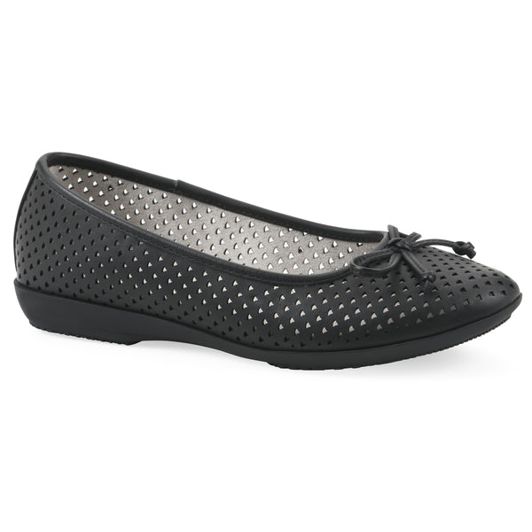 summit by white mountain Carris Ballet Flat - Black