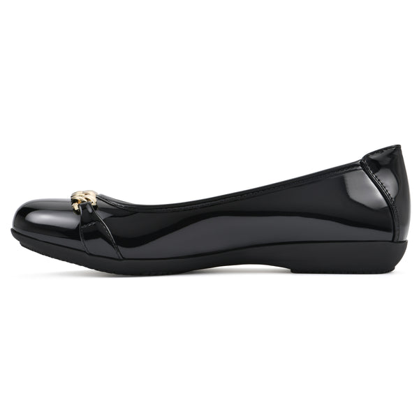 Summit By White Mountain Charmed Flat - Black Patent
