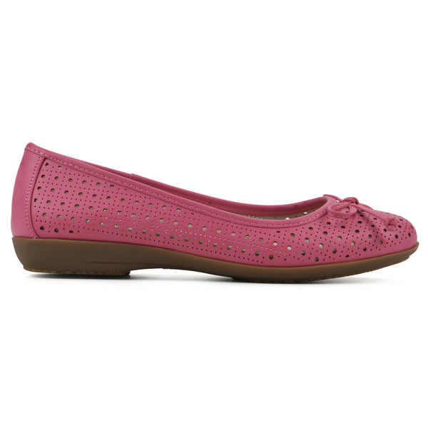 Summit By White Mountain Cheryl Flat - Fuchsia