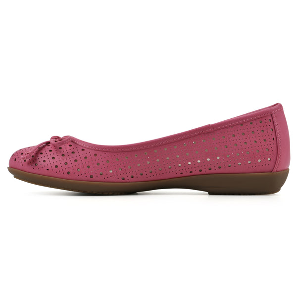 Summit By White Mountain Cheryl Flat - Fuchsia