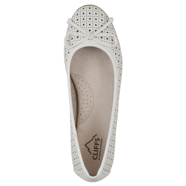 Summit By White Mountain Cheryl Flat - White