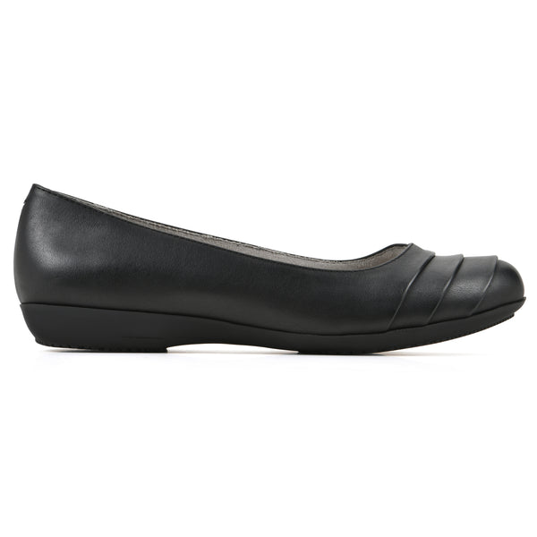 Summit By White Mountain Clara Flat - Black