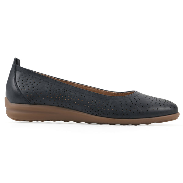 Summit By White Mountain Cortney Flat - Navy