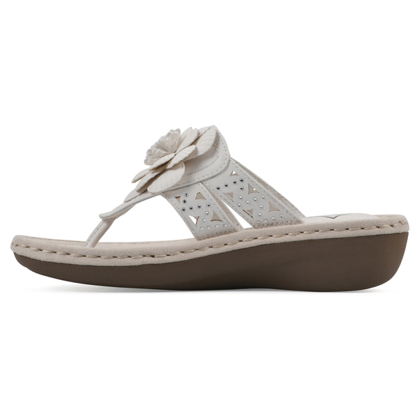 Summit By White Mountain Cynthia Sandal - White