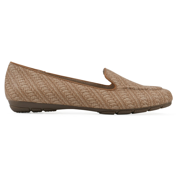 Summit By White Mountain Gutsy Loafer - Tan Raffia