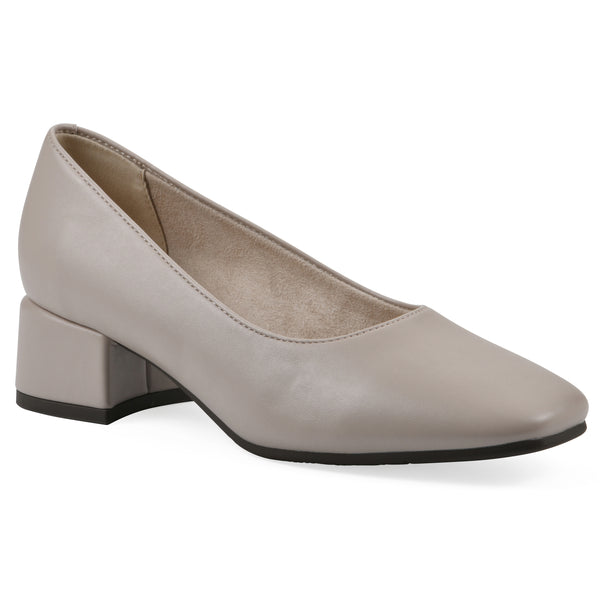 summit by white mountain Quintesa Heel - Taupe