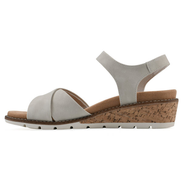 Summit By White Mountain Tinna Heeled Sandal - Ice