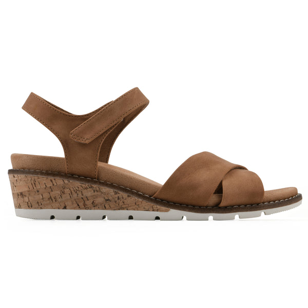 Summit By White Mountain Tinna Heeled Sandal - Tan