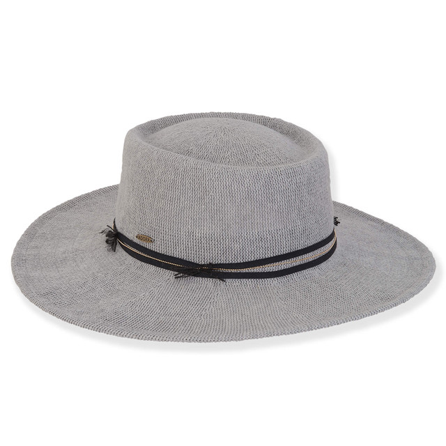 Sun N Sand Griffin | Women's Poly Fabric Gambler Ribbon Metal Chain Trim | AD1545