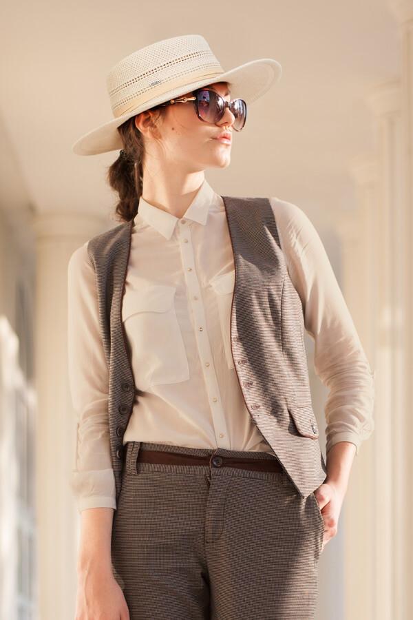 Sun N Sand Women's Fashion Fabrics Faux Suede Trim Gambler | AD1485