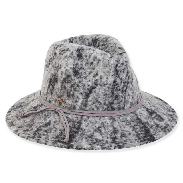 Sun N Sand Women's Soft Wool Safari Faux Suede Trim | AD1460