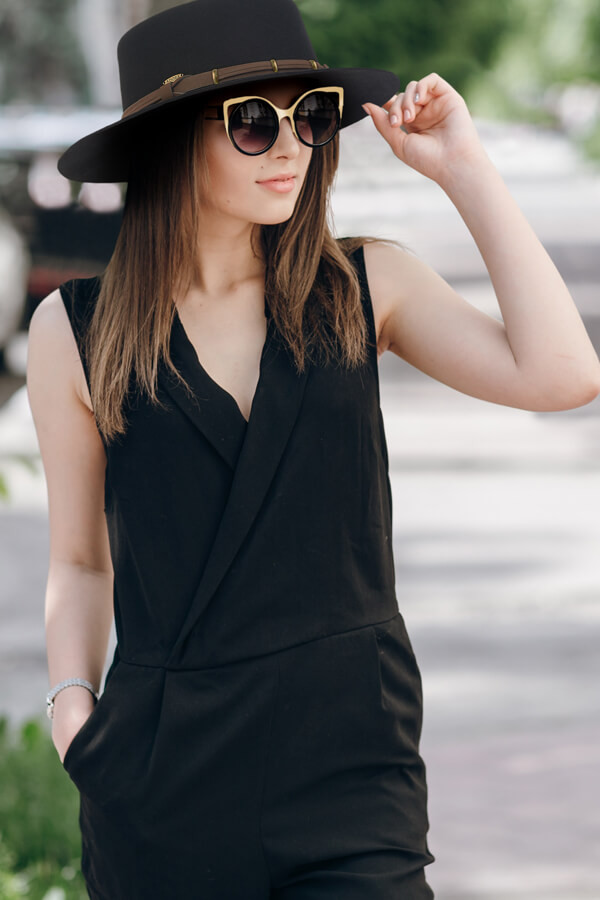 Sun N Sand Women's Wool Felt Gambler Faux Leather Trim | AD1389