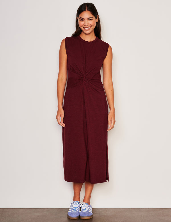 sundry Sundry Midi Twist Sleeveless Dress in Red Rock