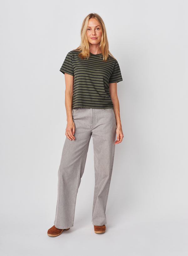 sundry Sundry Short Sleeve Boxy Crew Tee in Signature Green