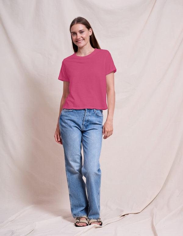 sundry Sundry Crew Neck Tee in Cranberry