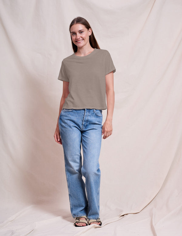 sundry Sundry Crew Neck Tee in Fern