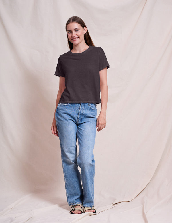 sundry Sundry Crew Neck Tee in Washed Black