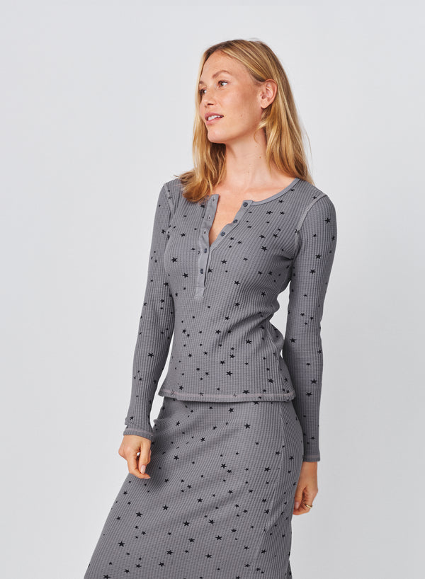 Sundry Sundry Stars Long Sleeve Henley In Steel