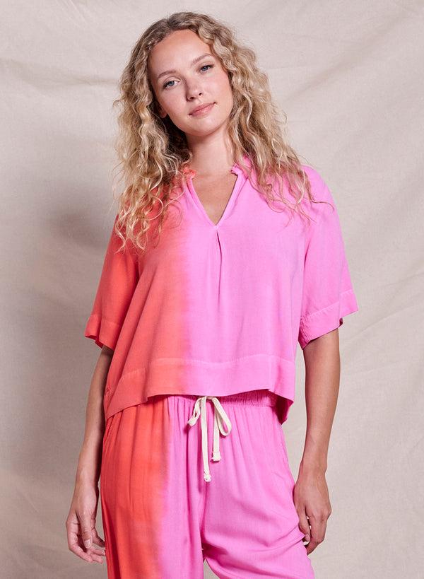 sundry Sundry Tie Dye Top in Dark Raspberry