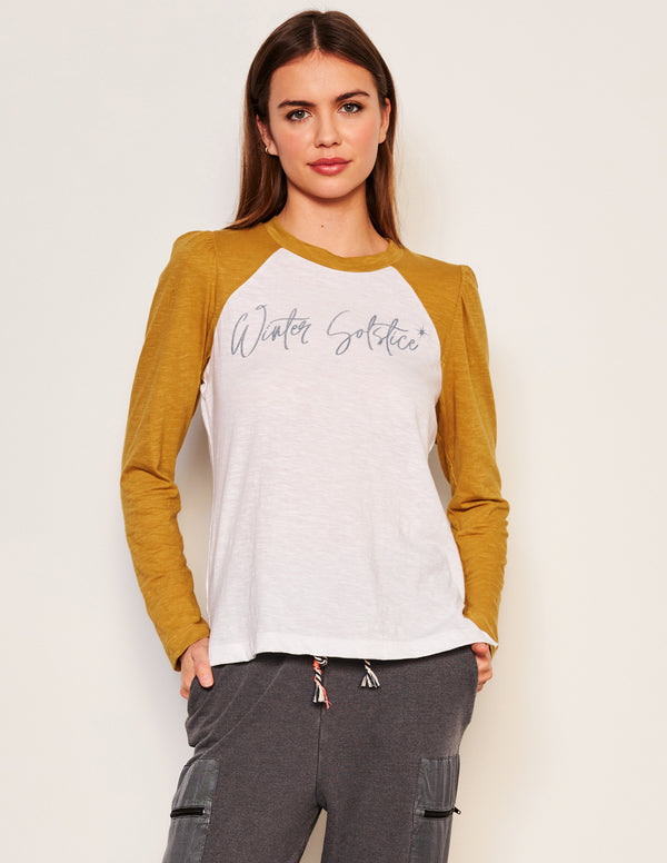 sundry Sundry Winter Solstice Long Sleeve Contrast Sleeve Tee in Optic White