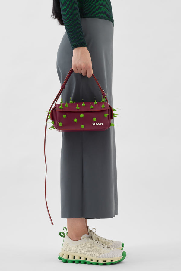 Sunnei SPIKY SMALL LABAULETTO BAG / Burgundy