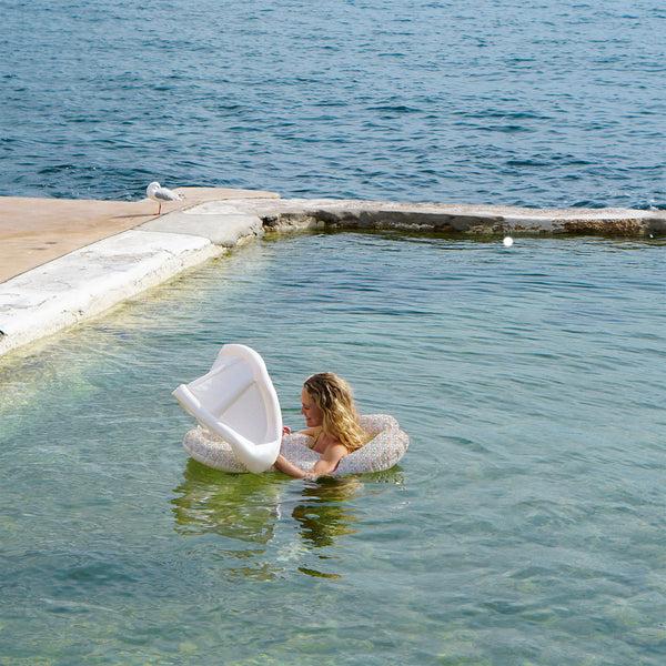 Sunnylife Float Together Baby Seat - Into The Garden Ditsy Floral