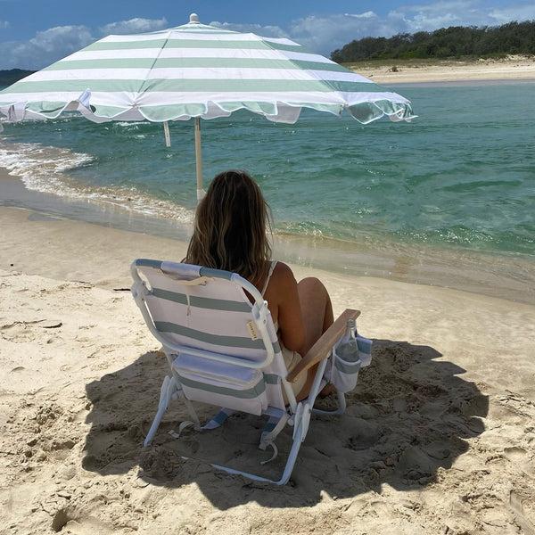 Sunnylife Beach Chair Deluxe - La Palma Sage Stripe