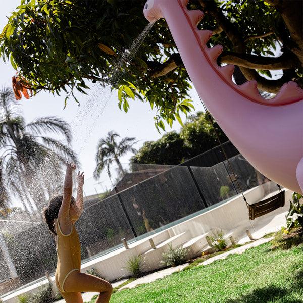 Sunnylife Dino Giant Sprinkler - Pink