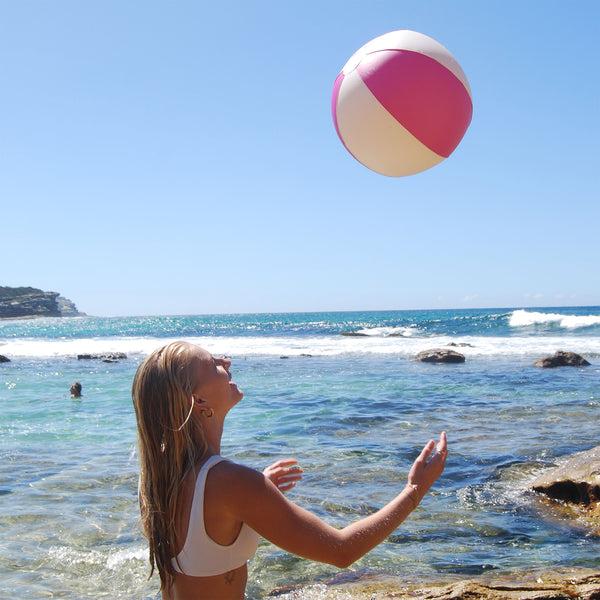 Sunnylife Inflatable Beach Ball - Pool Party Magenta