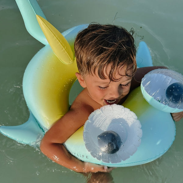 Sunnylife Kids Tube Pool Ring - Salty The Shark Blue