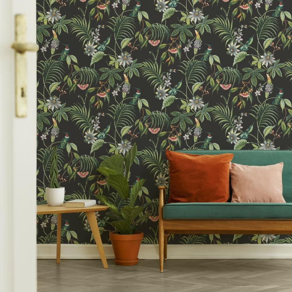 superfresco easy Adilah Dark Tropical Floral