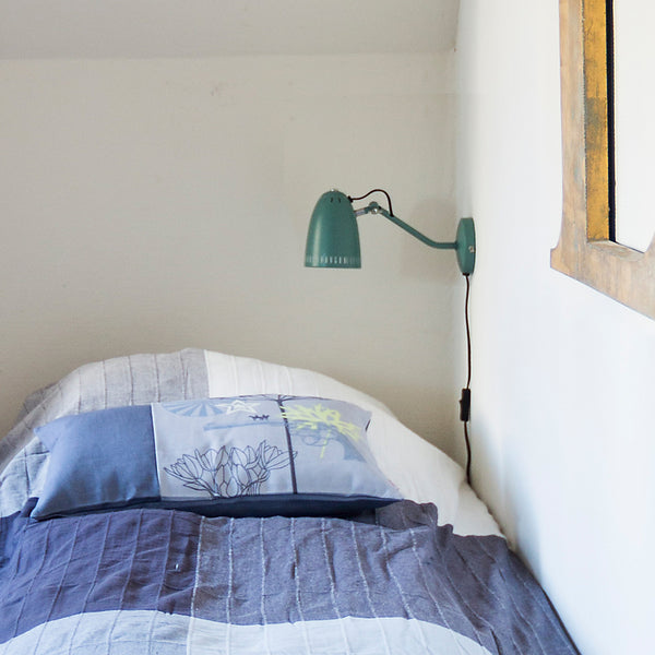 Superliving Dynamo Wall Lamp Duck Green