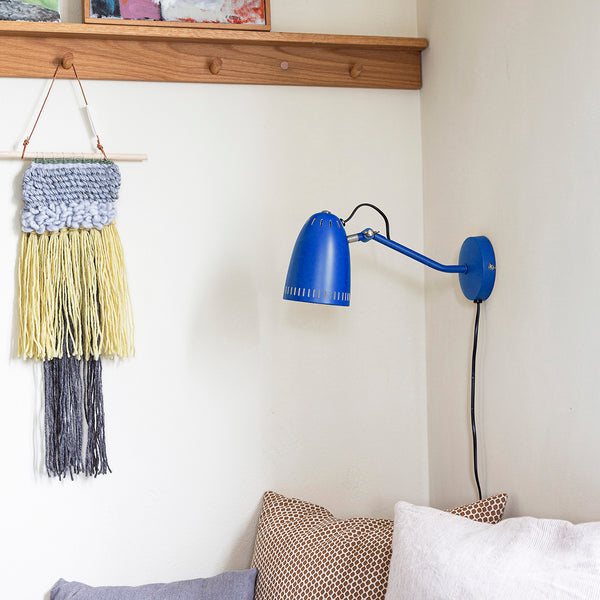Superliving Dynamo Wall Lamp Reflex Blue