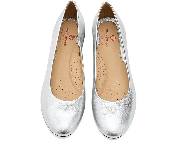 Supply Lab Marc Joseph New York Madison Flat Women's Silver Metallic