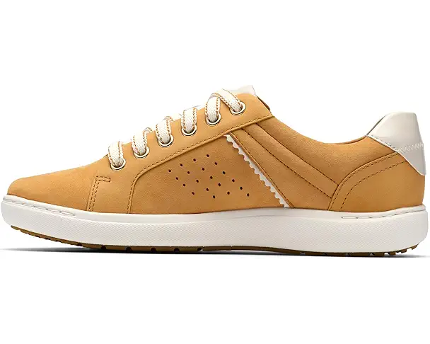 Supply Lab Clarks Nalle Zen Women's Yellow Nubuck