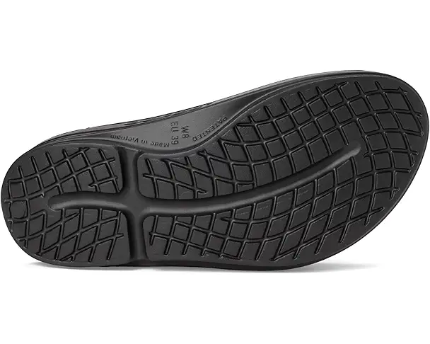 Supply Lab OOFOS Oomega Thong Women's Black