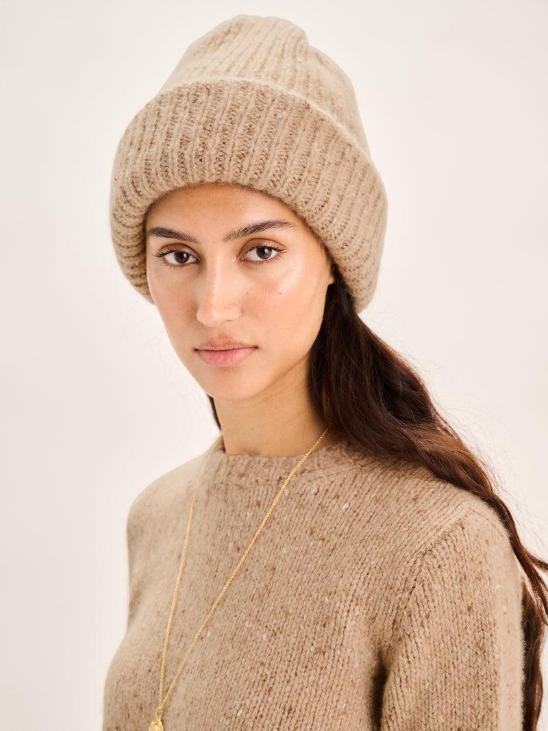 Suzie Kondi Baba Beanie In Luxtweed Cashmere