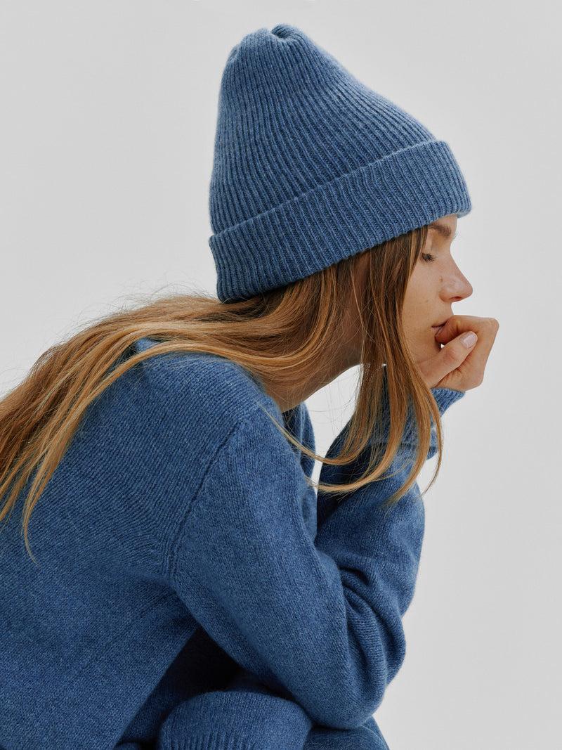Suzie Kondi Bebe Beanie In Cashmere