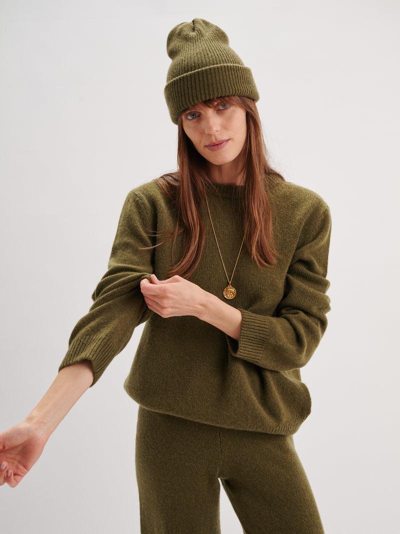 Suzie Kondi Bebe Beanie In Cashmere