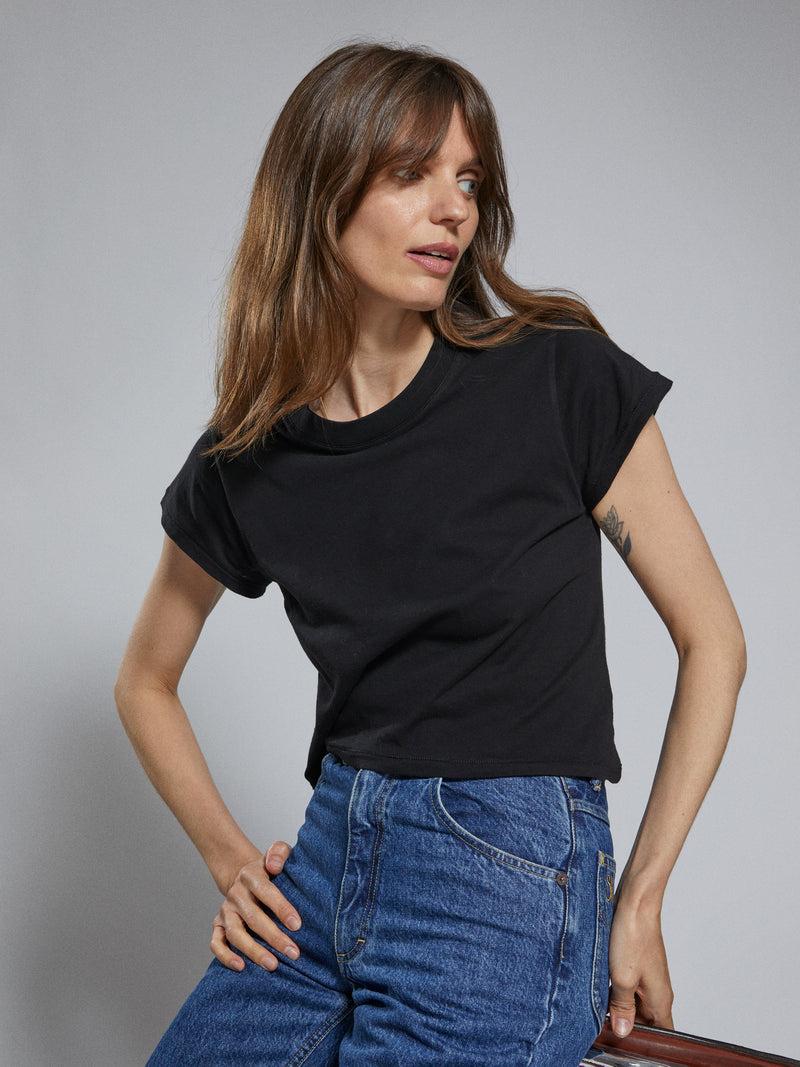 Suzie Kondi Kos Tee In Organic Cotton