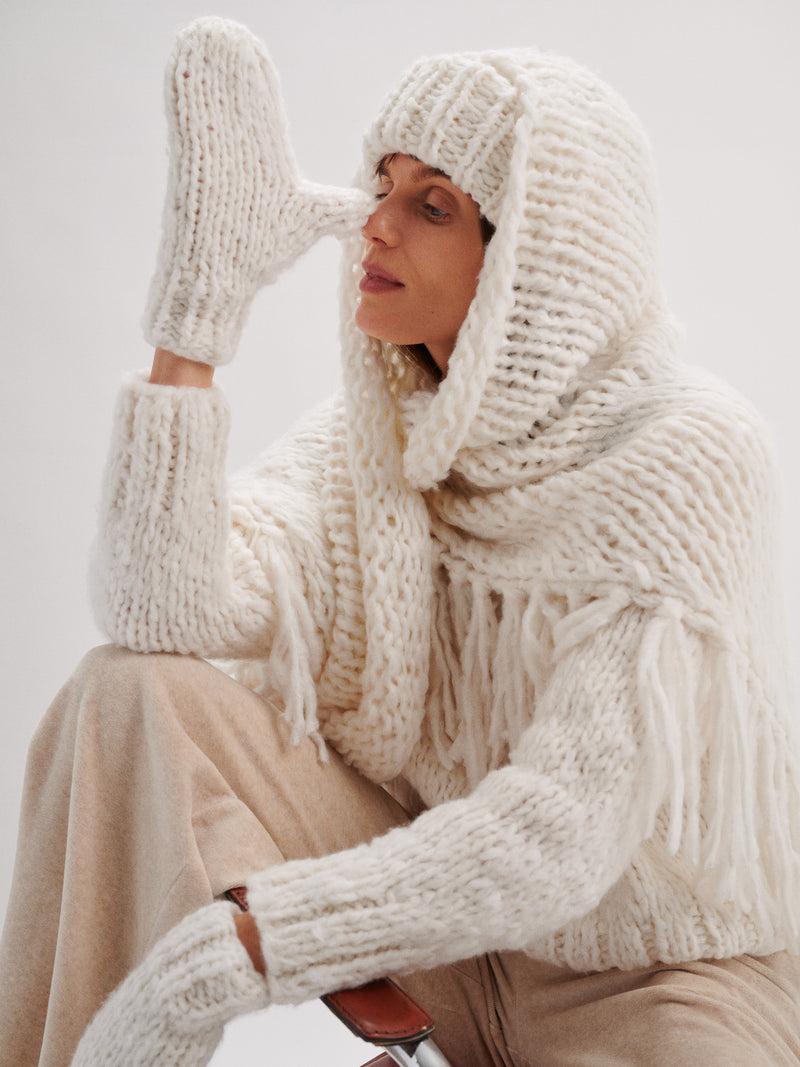 Suzie Kondi Mire Mittens In Cashmere