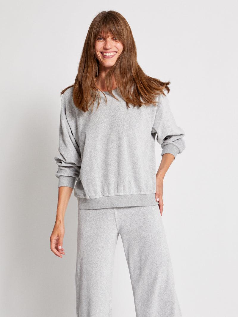 Suzie Kondi Samos Sweatshirt In Velour