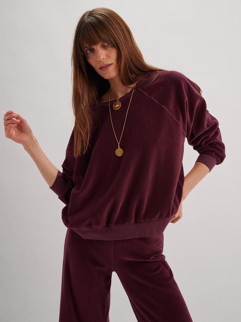 Suzie Kondi Samos Sweatshirt In Velour