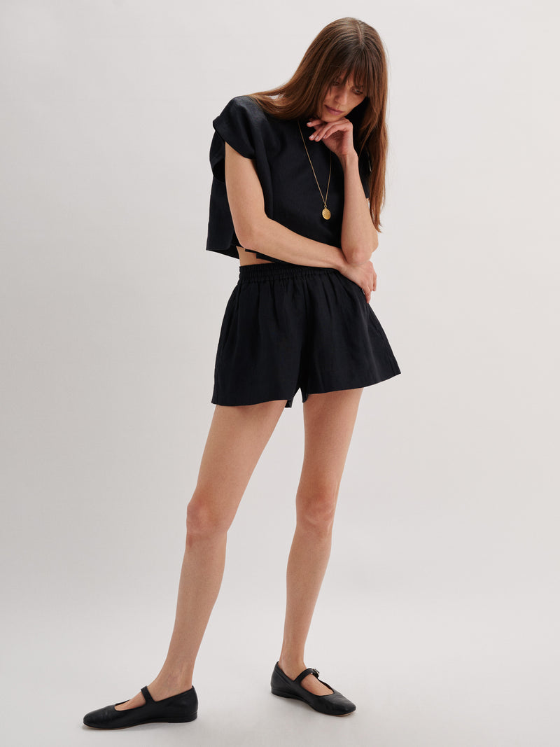 Suzie Kondi Shkip Shorts In Linen