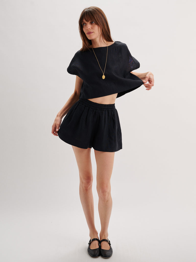 Suzie Kondi Shkip Shorts In Linen